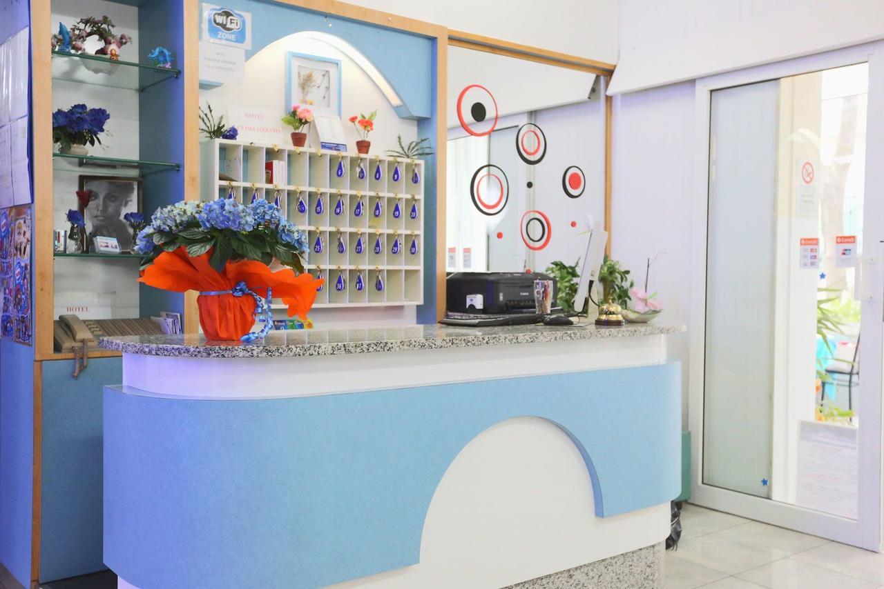 Hotel Tv ريميني المظهر الخارجي الصورة